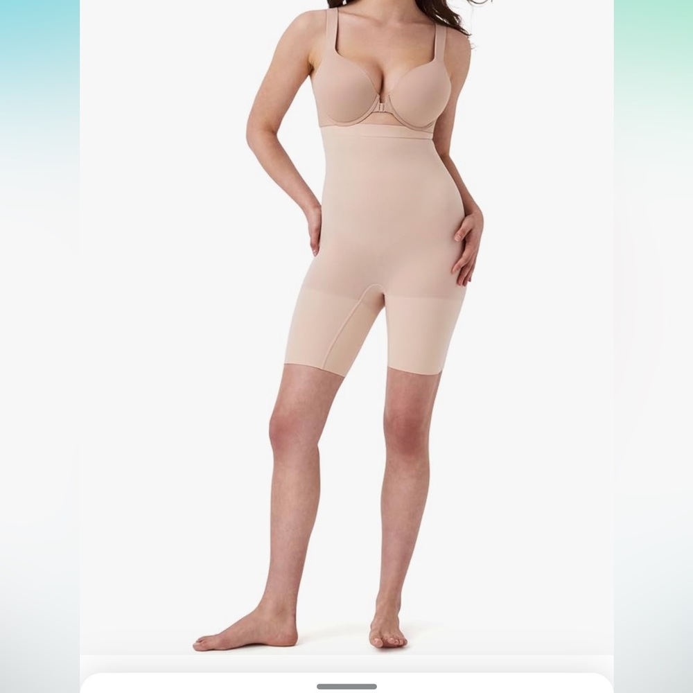 COPY - SPANX Seamless Higher Power short